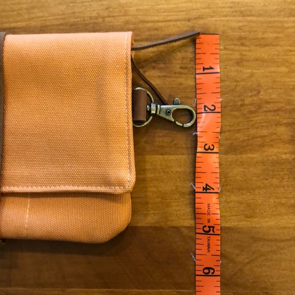 NWOT Wallet/Pouch-or convert to a Wristlet - Picture 10 of 12